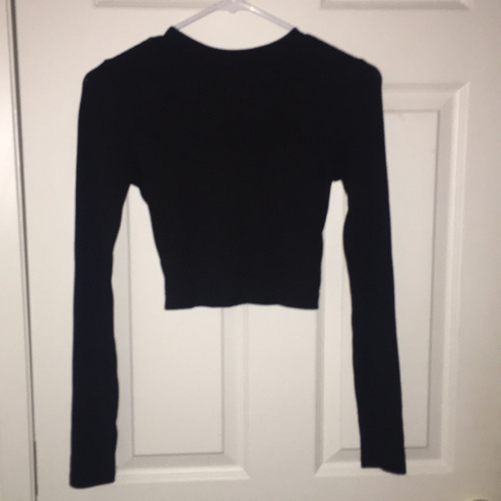 Crisscross back black crop too